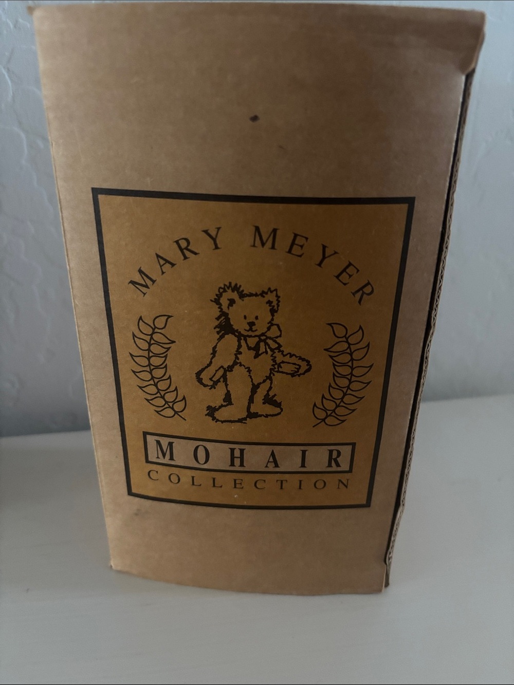 Mary Meyer Mohair “Kendra” jointed Bear - Picture 6 of 9